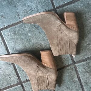 Women's Taupe Ankle Boots